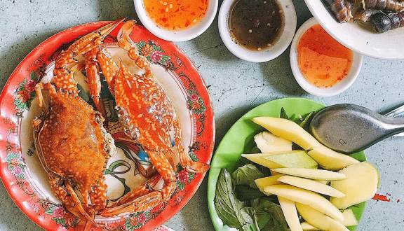 Ai đã từng ăn ghẹ ở đây chắc chắn sẽ vương "thương nhớ" cho xem. Ảnh: Foody