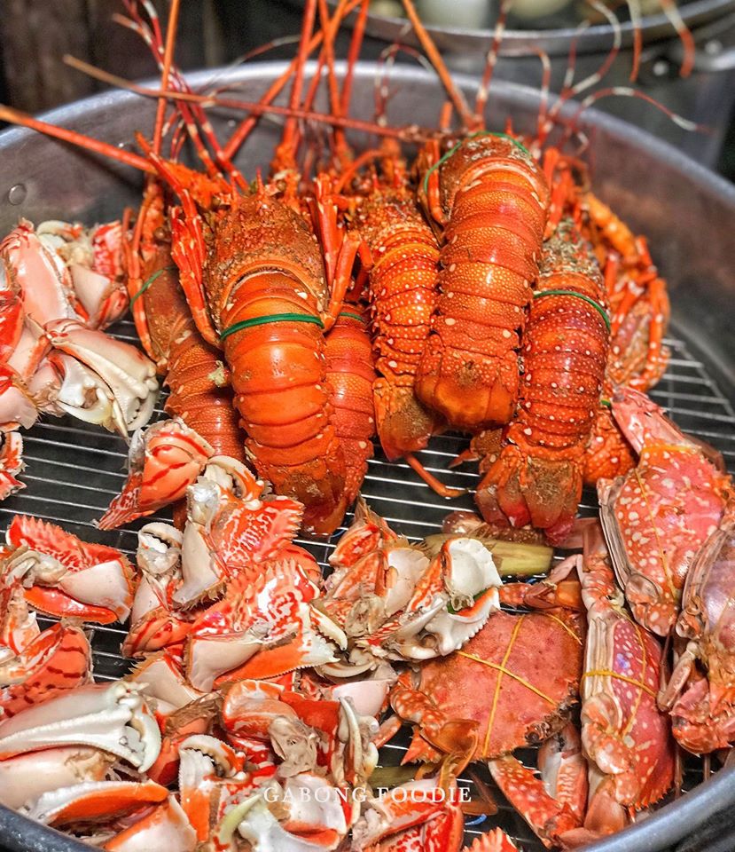 Có bạn nào thích ăn tôm hùm không ạ? - Ảnh: Gà Bông Foodie